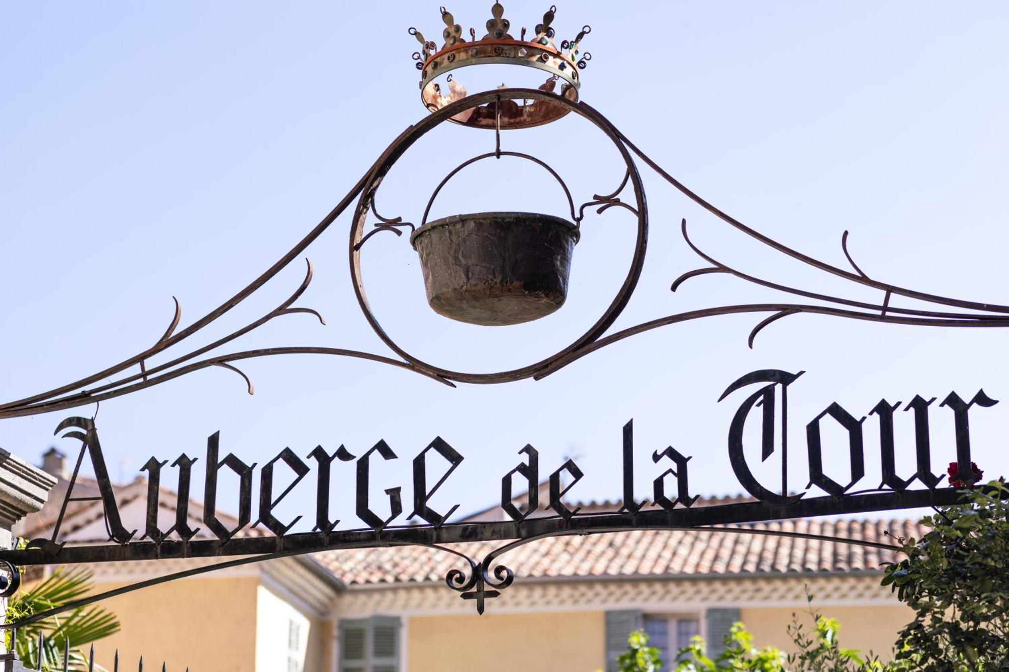 Auberge De La Tour Aups Buitenkant foto